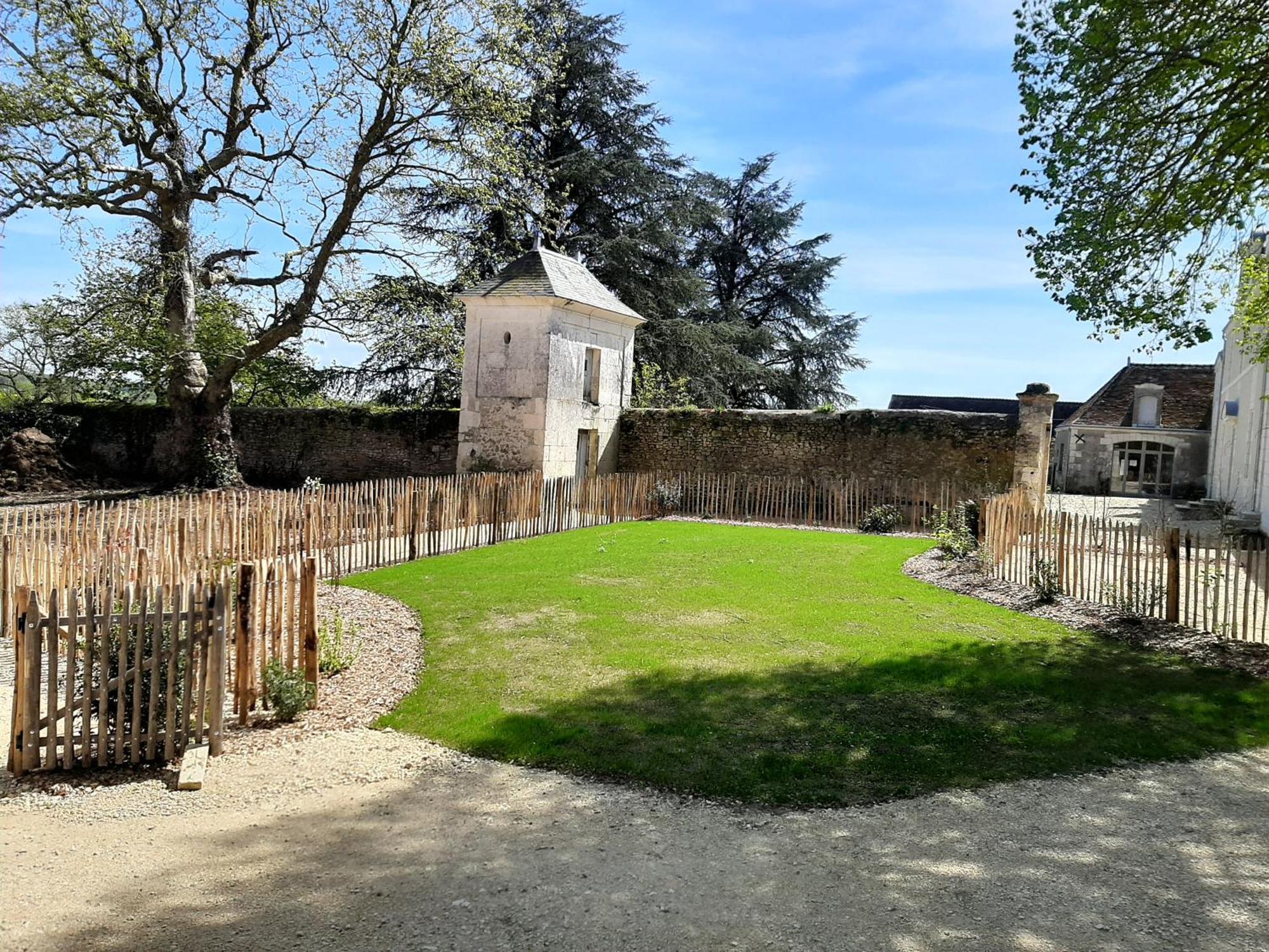 Le Puits Renaissance - Gites De Caractere Et Piscine Chauffee Chambourg-sur-Indre Экстерьер фото